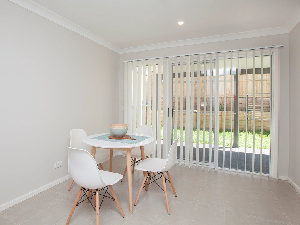 2/49 Finch Crescent ABERGLASSLYN 7