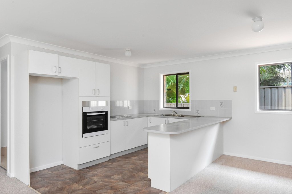 2/49 Government Rd  SHOAL BAY 4