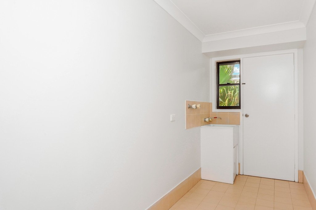 2/49 Government Rd  SHOAL BAY 9