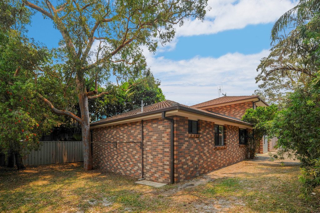 2/49 Government Rd  SHOAL BAY 10