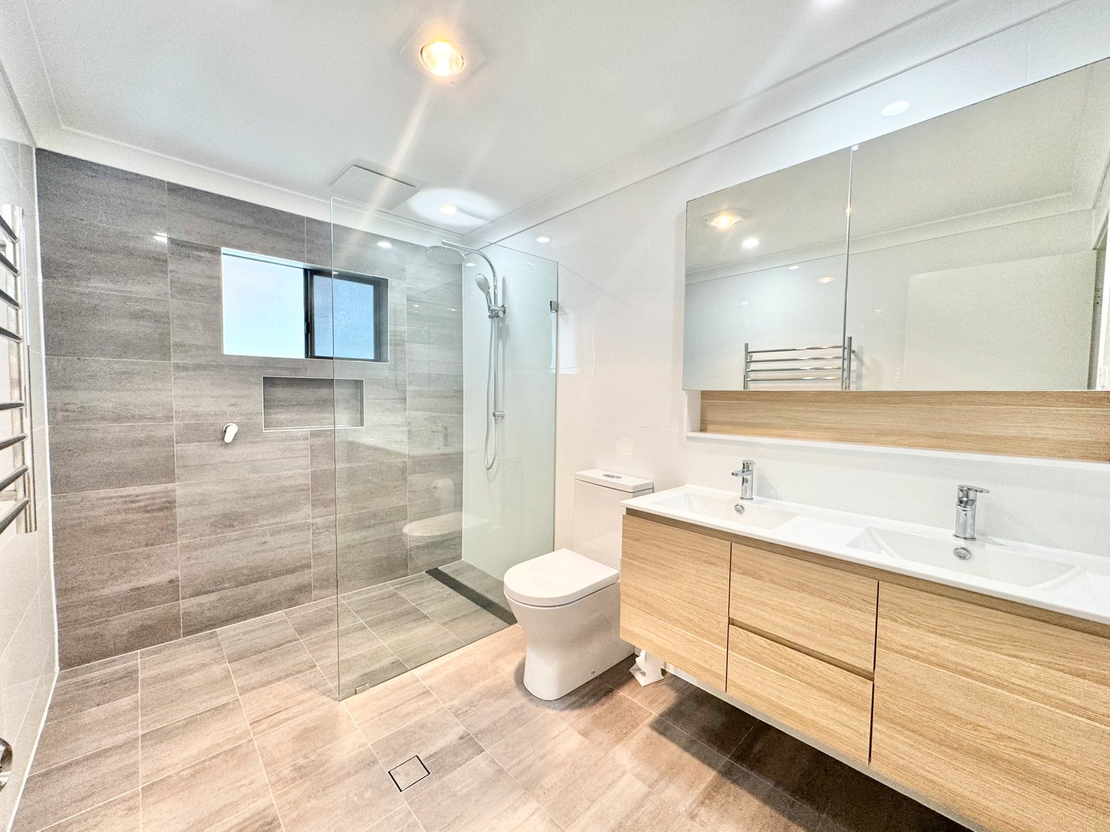 2/49 Government Road SHOAL BAY 4