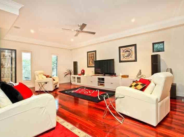 Gallery: 2/49 Madden Street