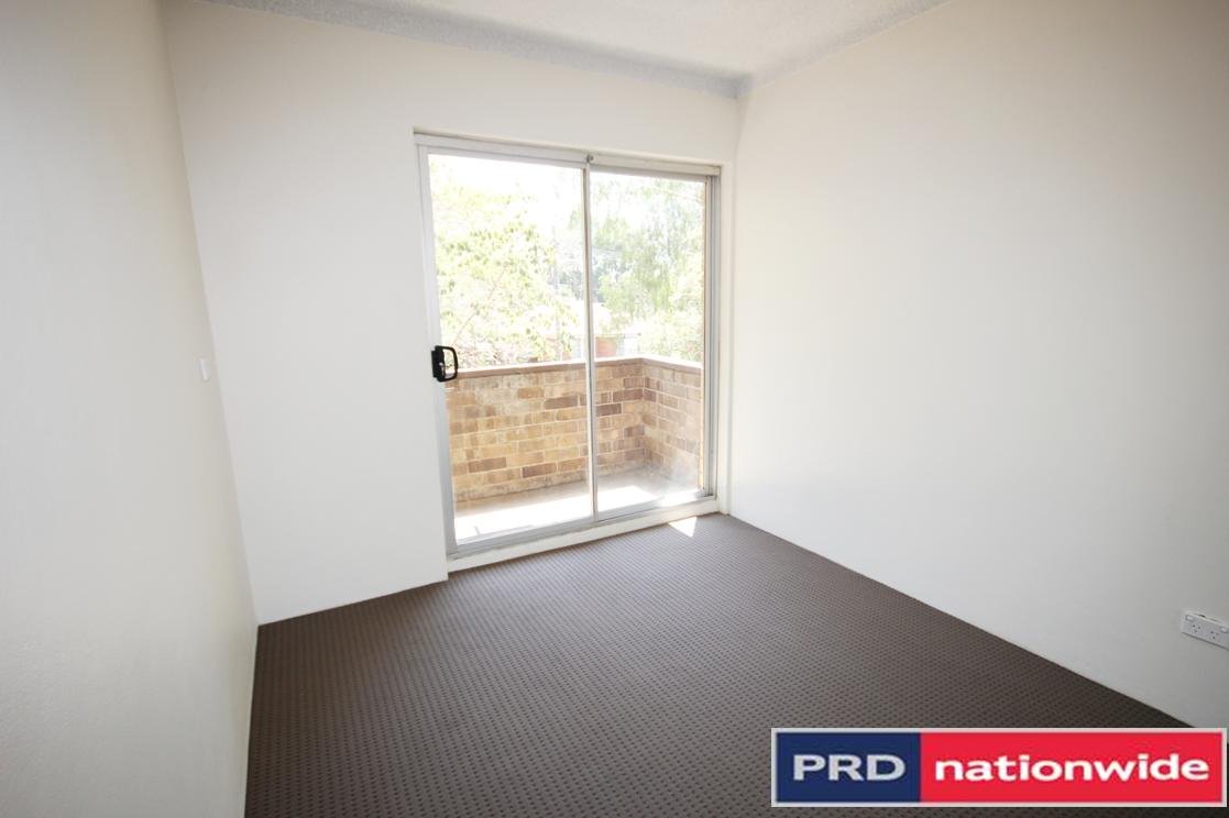2/49 Oxford Street MORTDALE 9