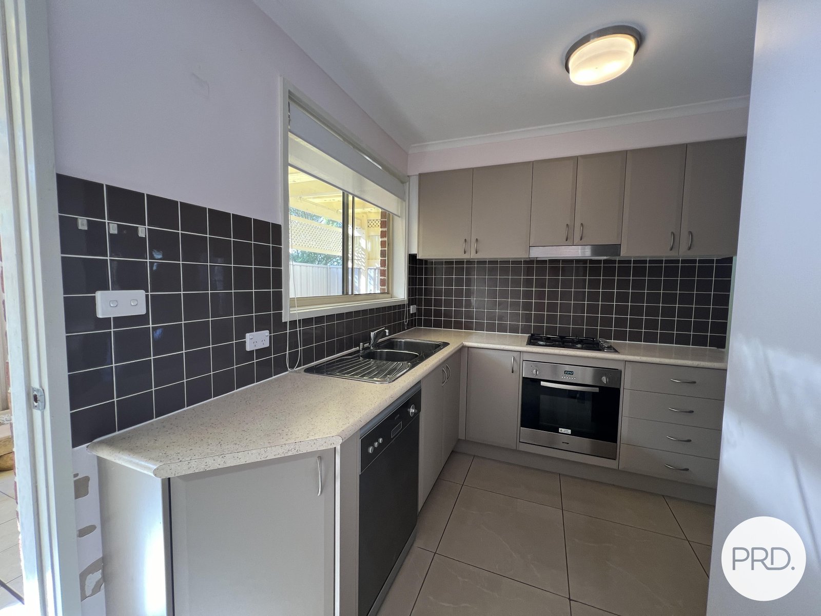 2/49 Thurralilly Street QUEANBEYAN EAST 5
