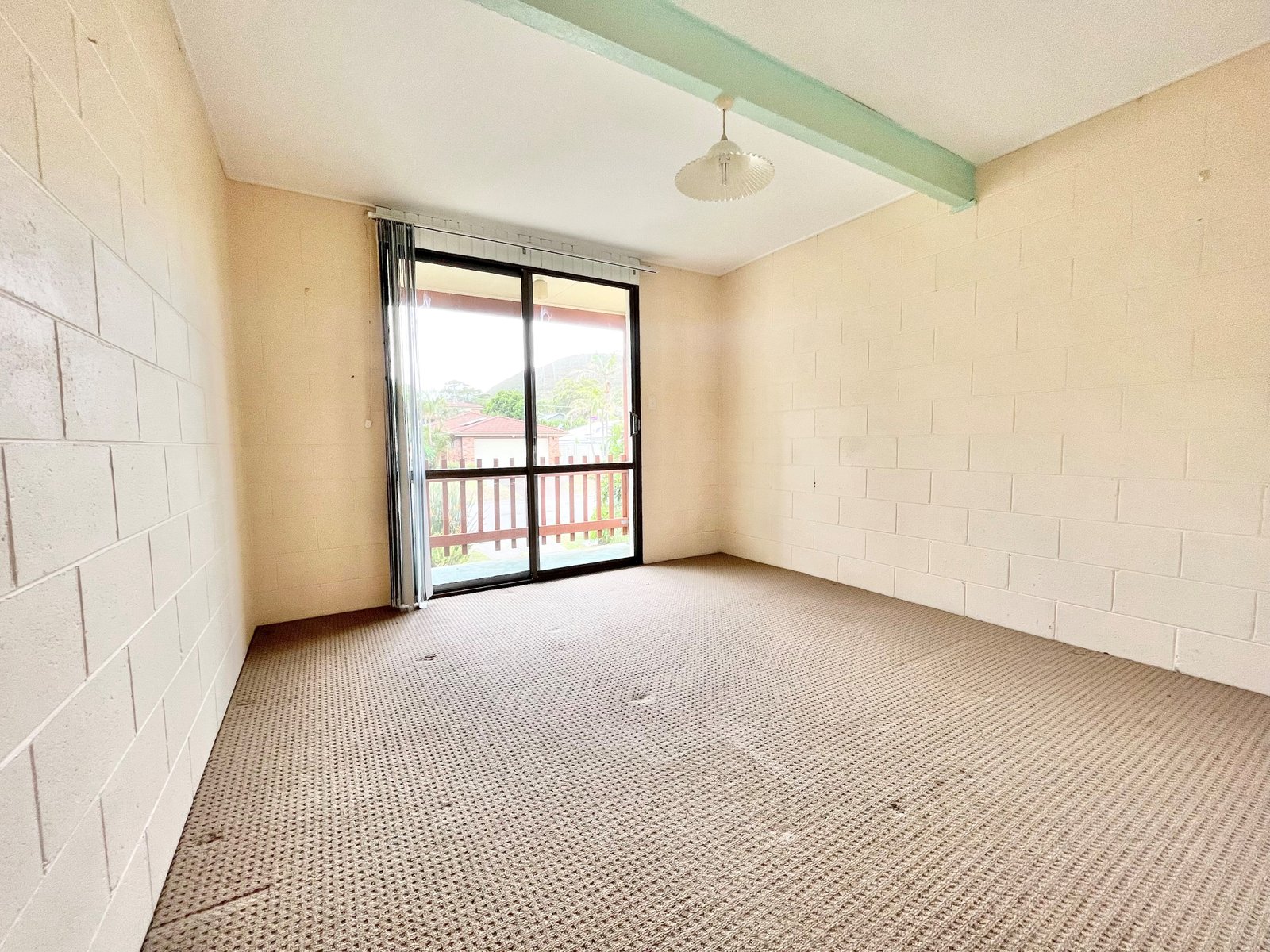 2/49 Tomaree Road SHOAL BAY 8