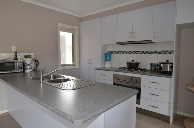Gallery: 2/49 Vistula Avenue