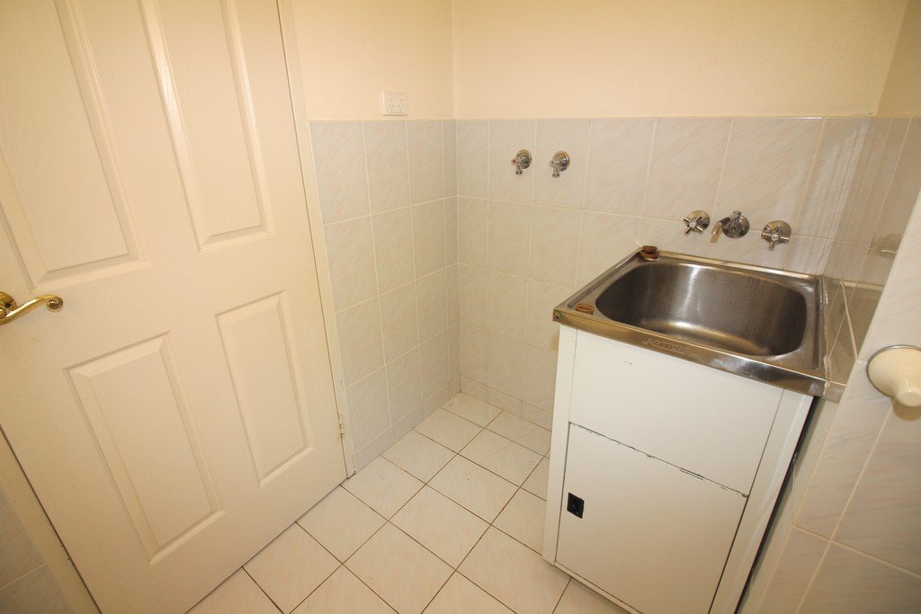 2/49 Wagner Road CLAYFIELD 9