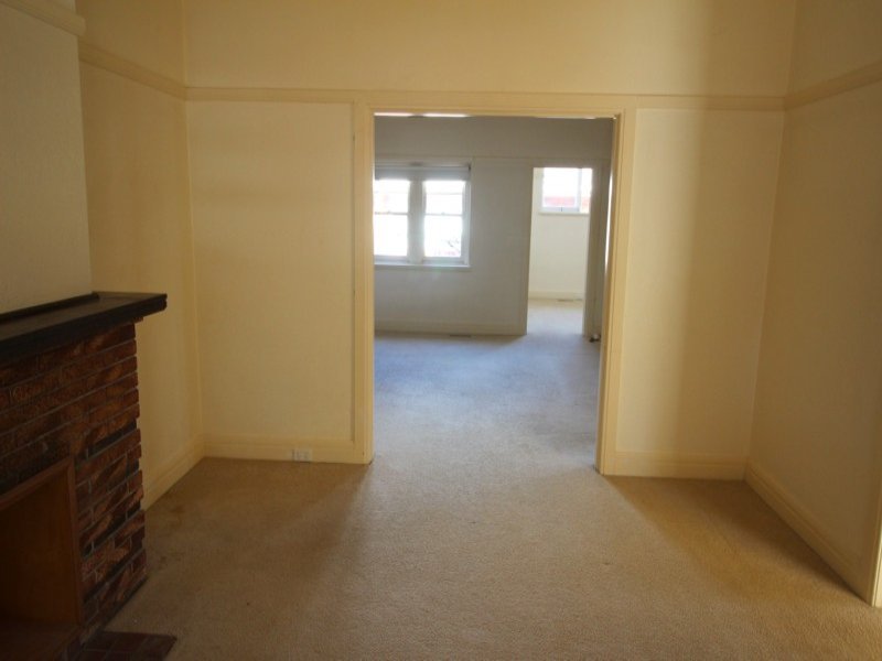 Gallery: 2/490 Main Street