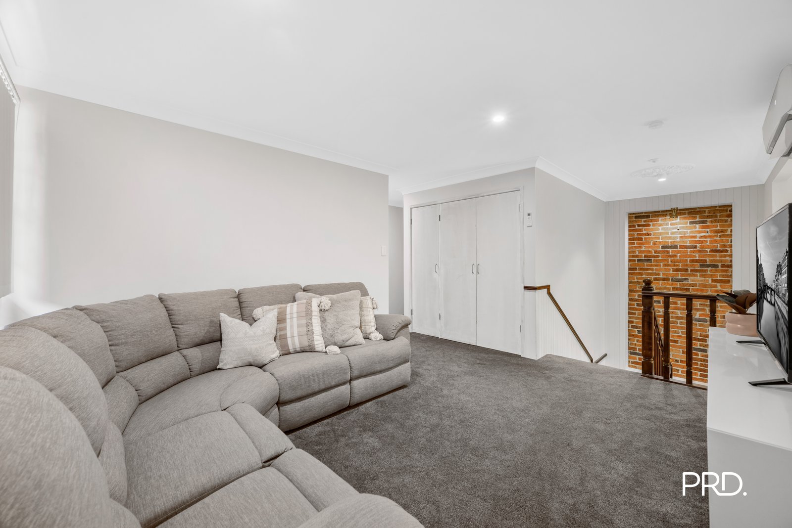 2490 Silverdale Road WALLACIA 9