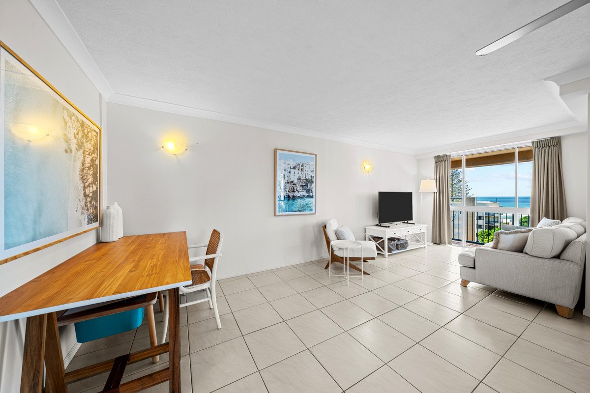 24/93 Old Burleigh Road Broadbeach 8
