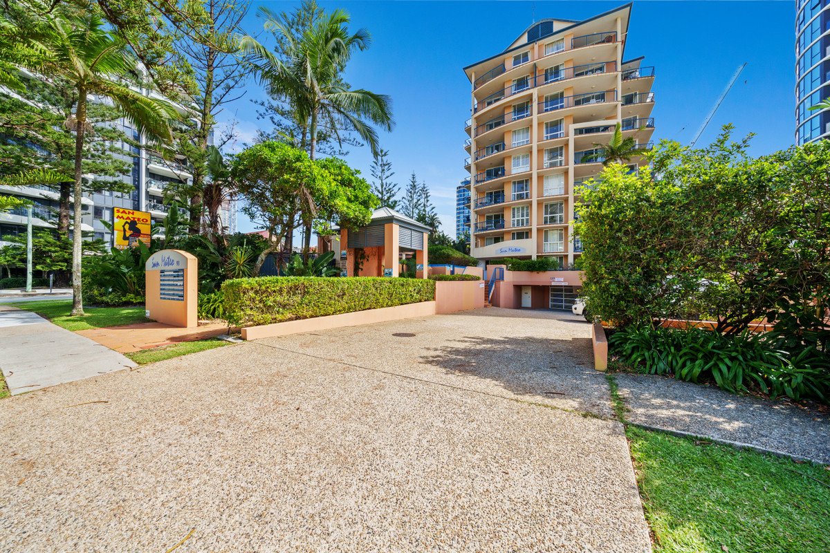 24/93 Old Burleigh Road Broadbeach 18