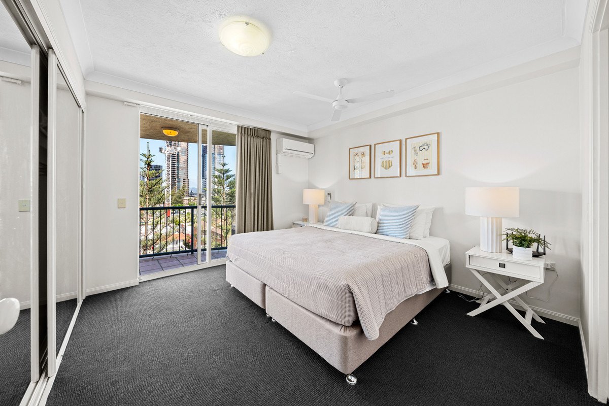 24/93 Old Burleigh Road Broadbeach 10