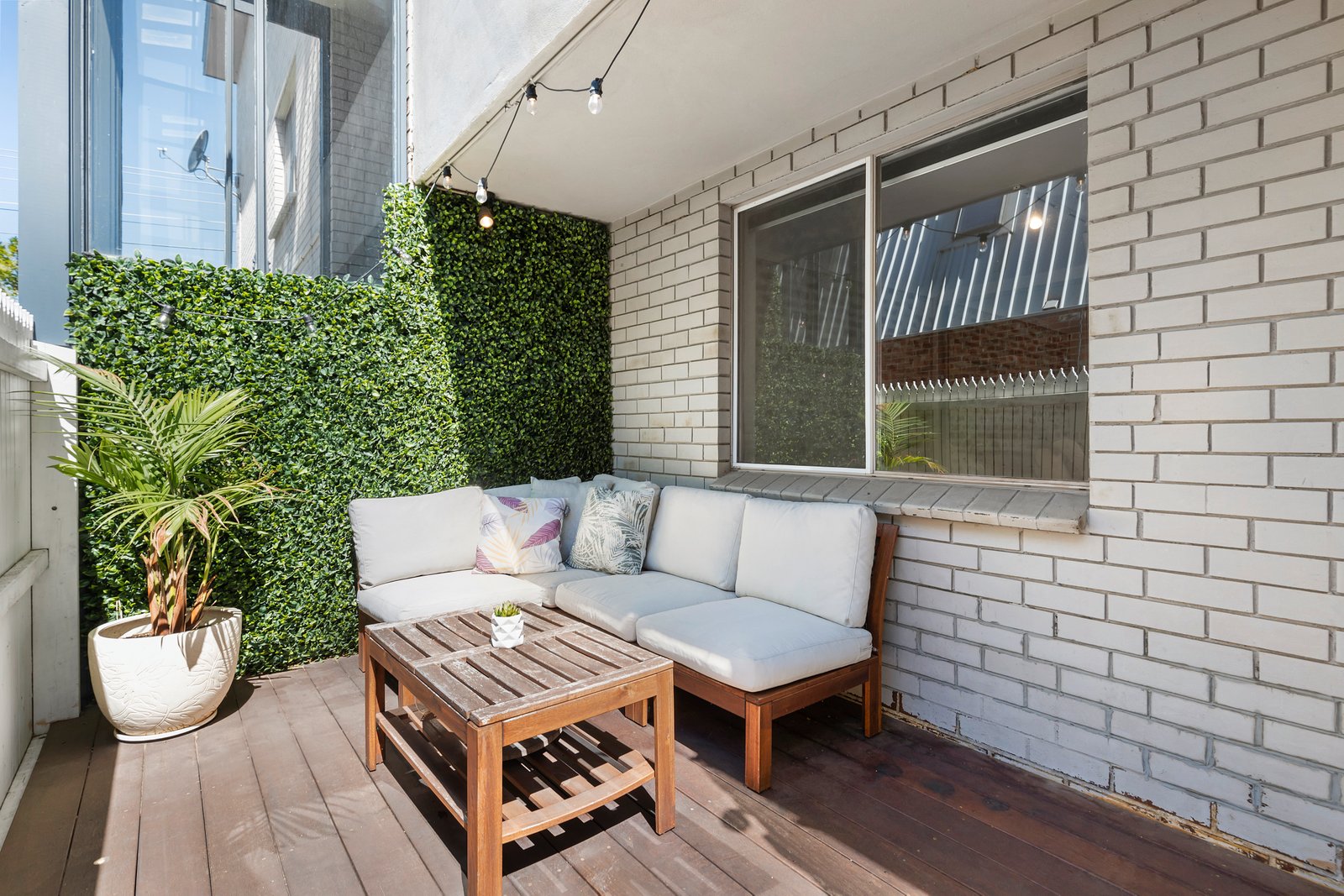 Real Estate and Property in 2/493 St Kilda Street, Elwood, VIC