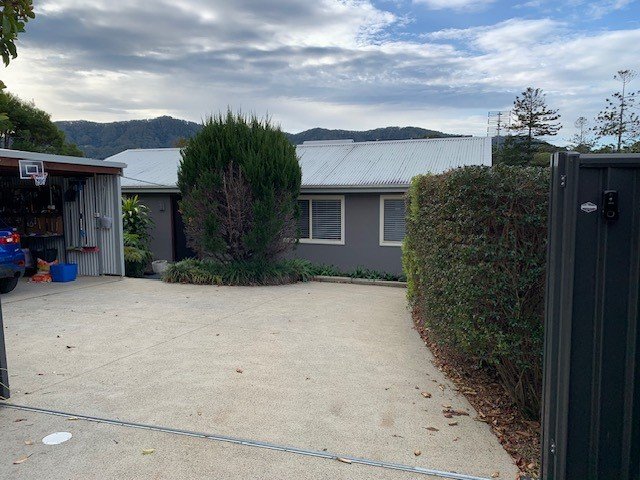 24a Coramba Road COFFS HARBOUR 21