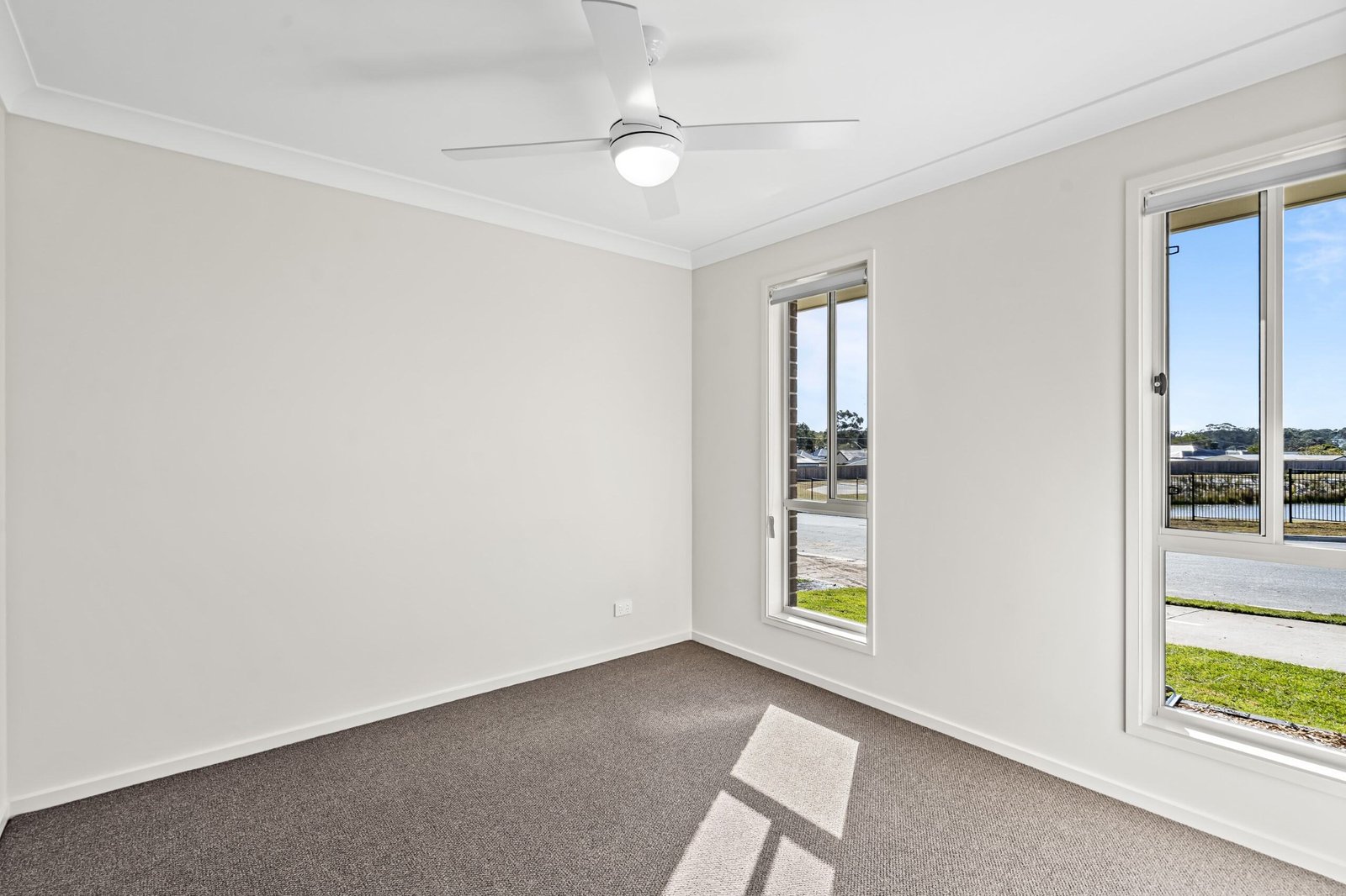 24a Crossing St  Bellbird 6