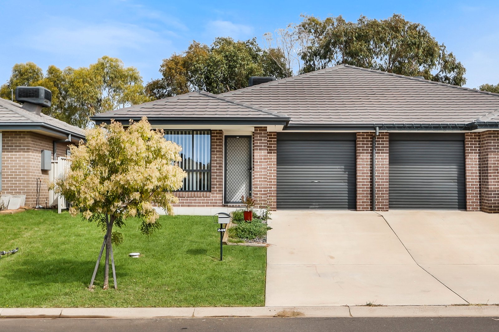 24A Lindsay Street TAMWORTH 2