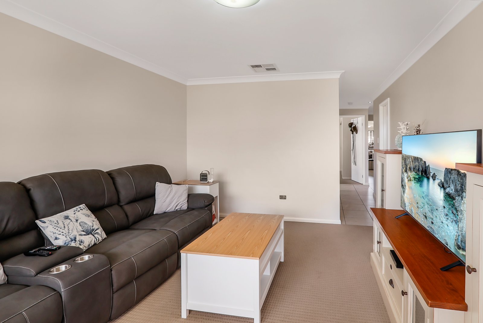 24A Lindsay Street TAMWORTH 4