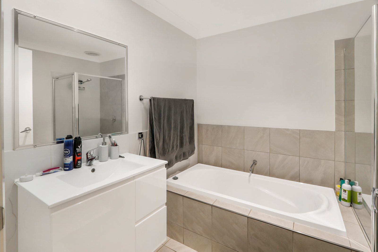 24A Lindsay Street TAMWORTH 14