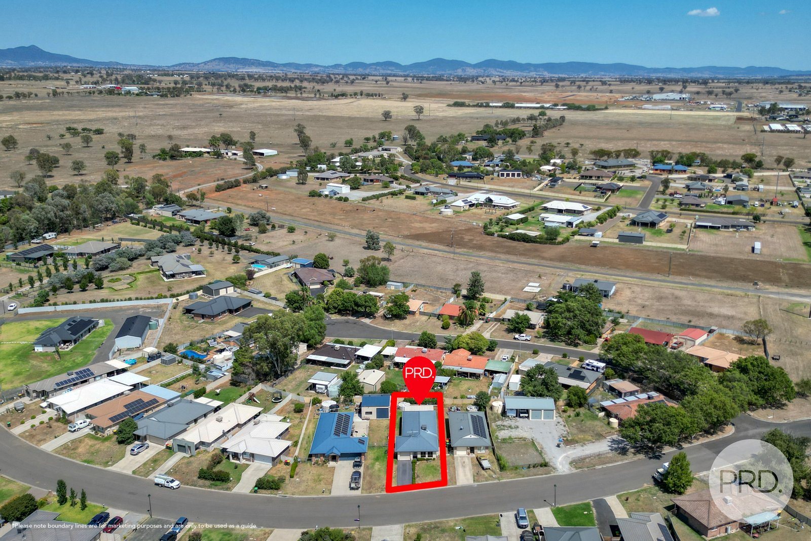 24A Nowland Crescent TAMWORTH 23