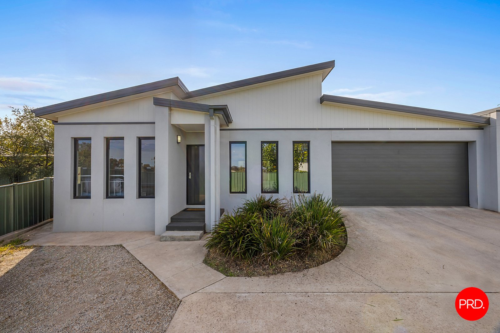 2/4A Ruth Street GOLDEN SQUARE 1