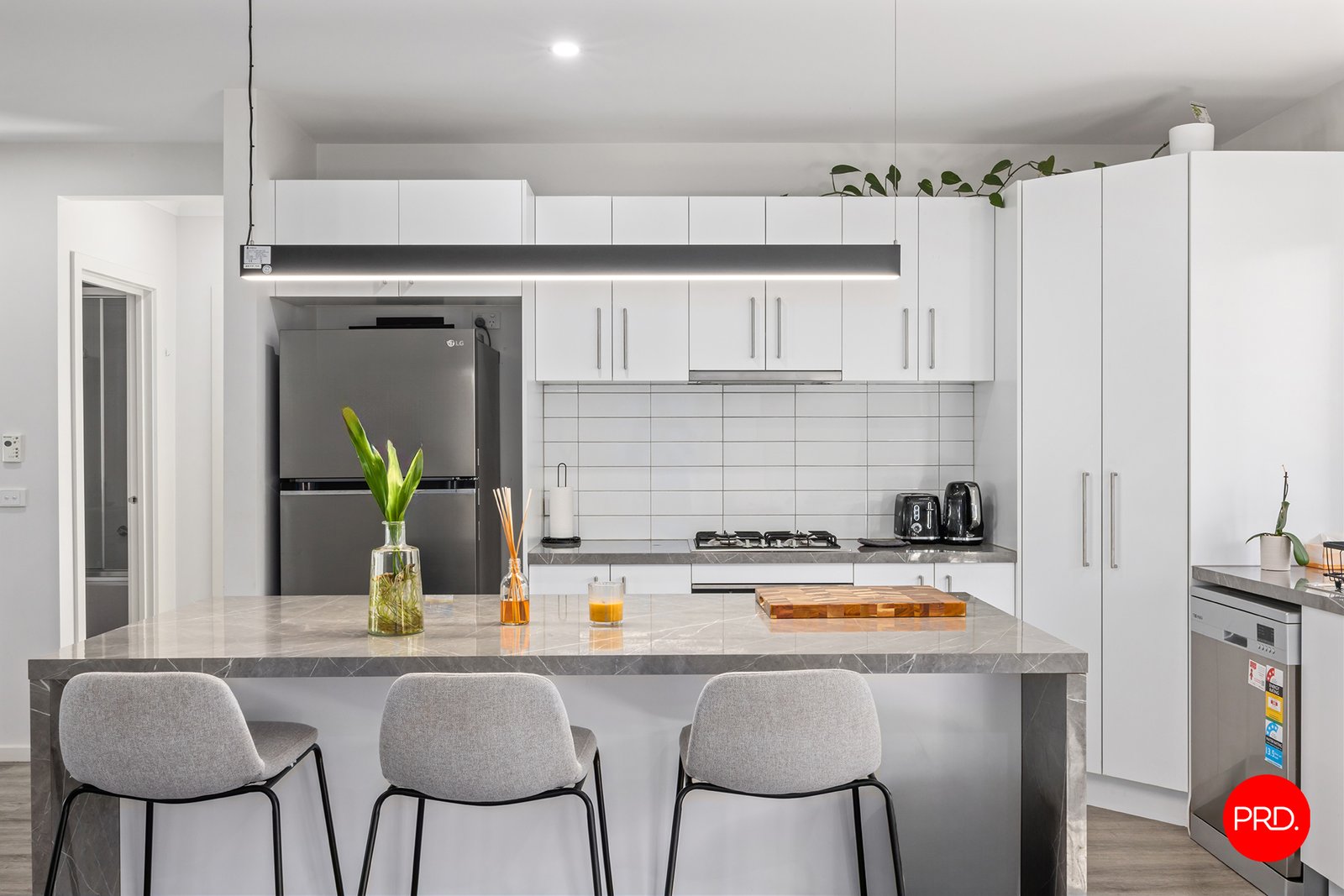 2/4A Ruth Street GOLDEN SQUARE 4