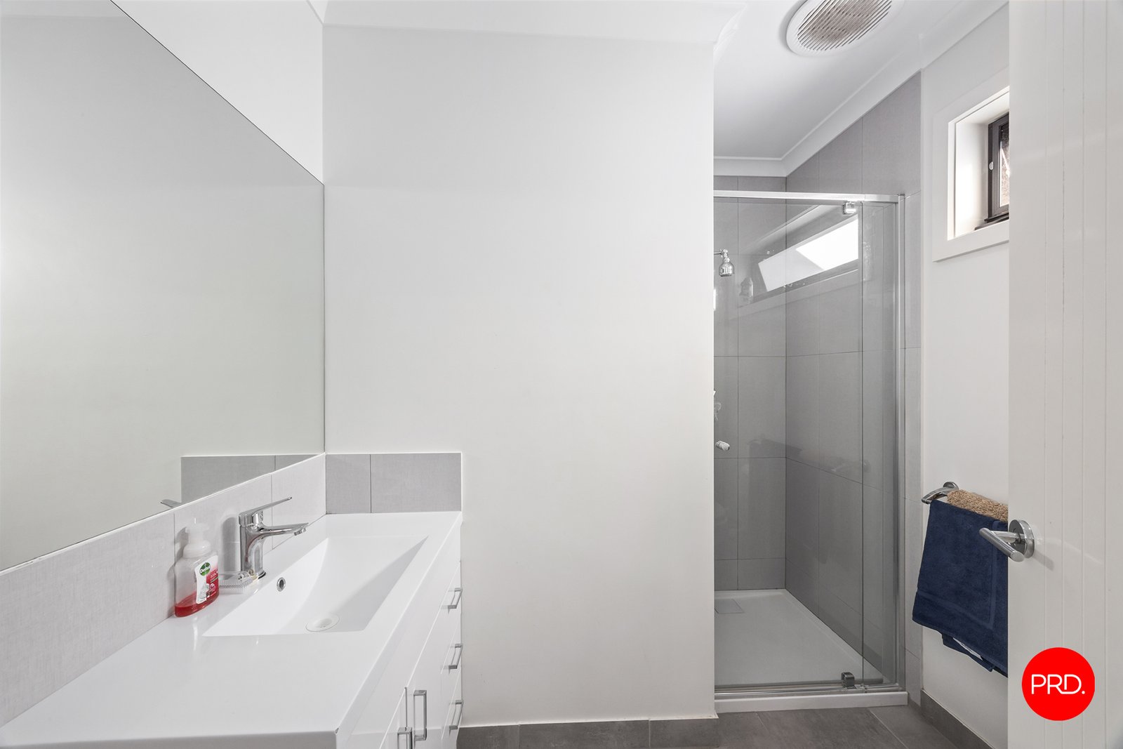 2/4A Ruth Street GOLDEN SQUARE 7