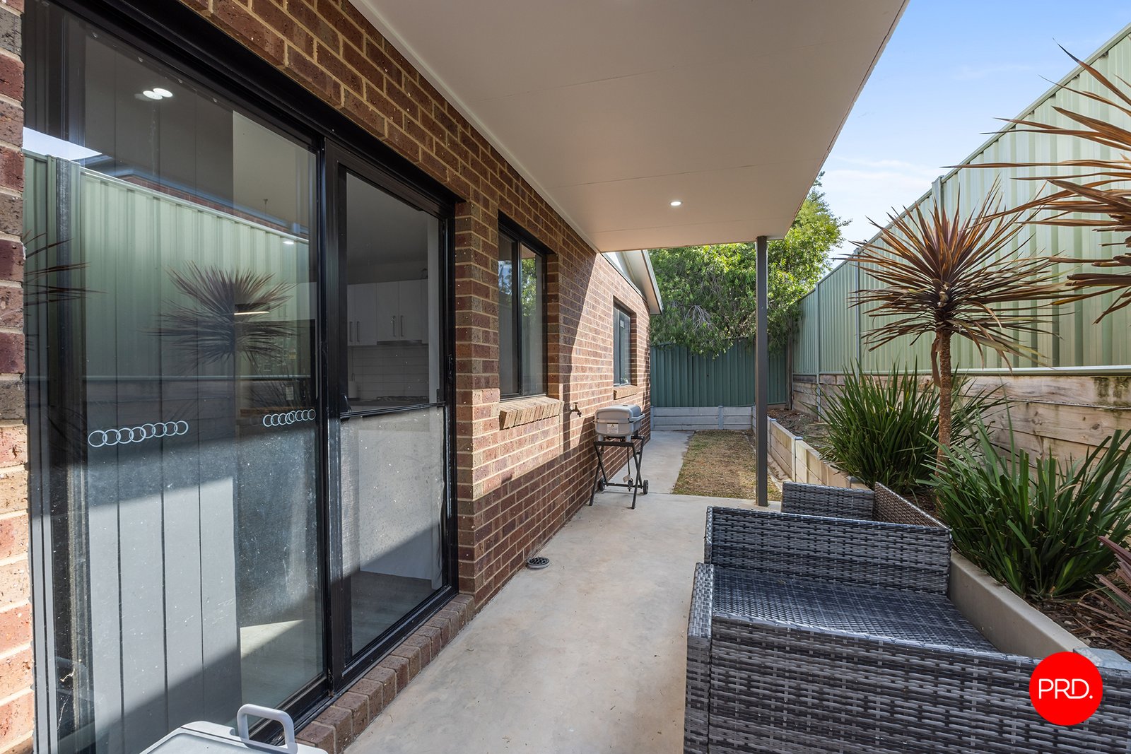 2/4A Ruth Street GOLDEN SQUARE 11