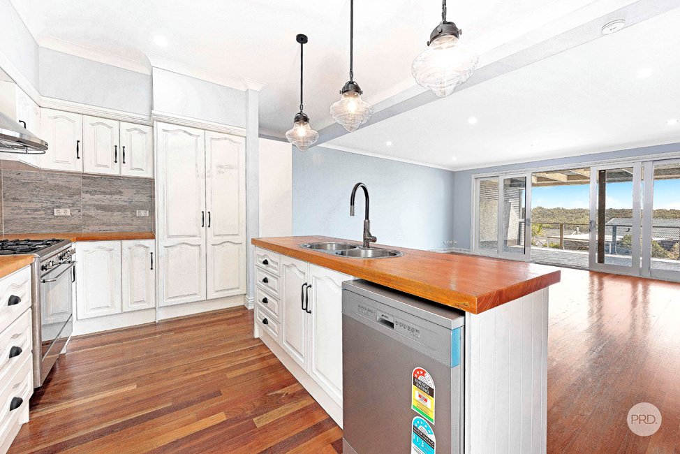 24a Scott Circuit SALAMANDER BAY 26