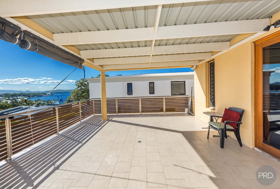 24a Scott Circuit SALAMANDER BAY 16