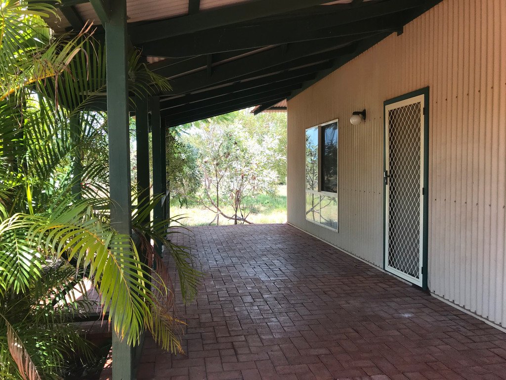 24A Smirnoff Place CABLE BEACH 3