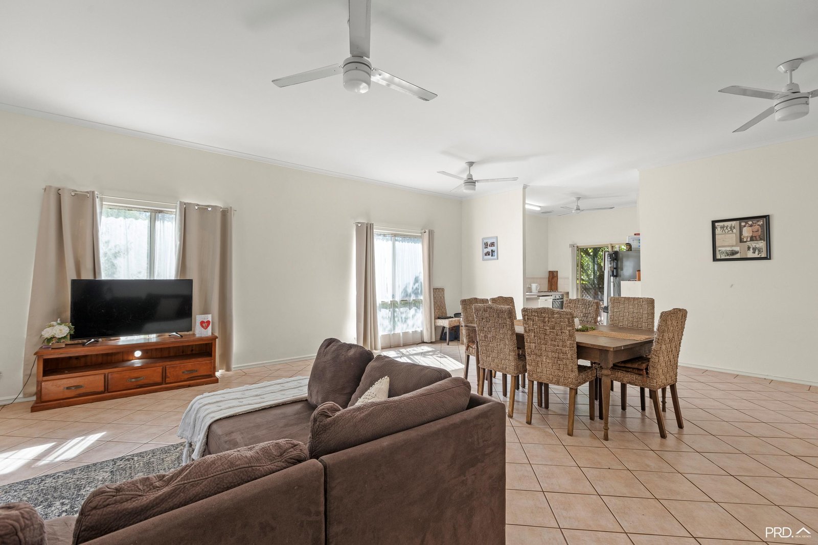 24a Smirnoff Place CABLE BEACH 13