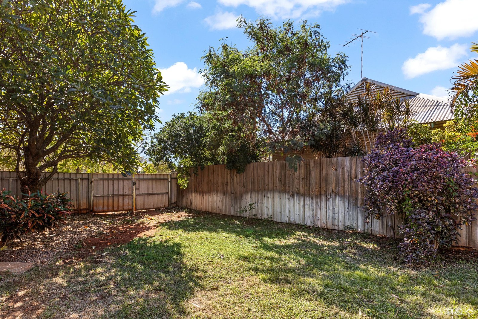 24a Smirnoff Place CABLE BEACH 17
