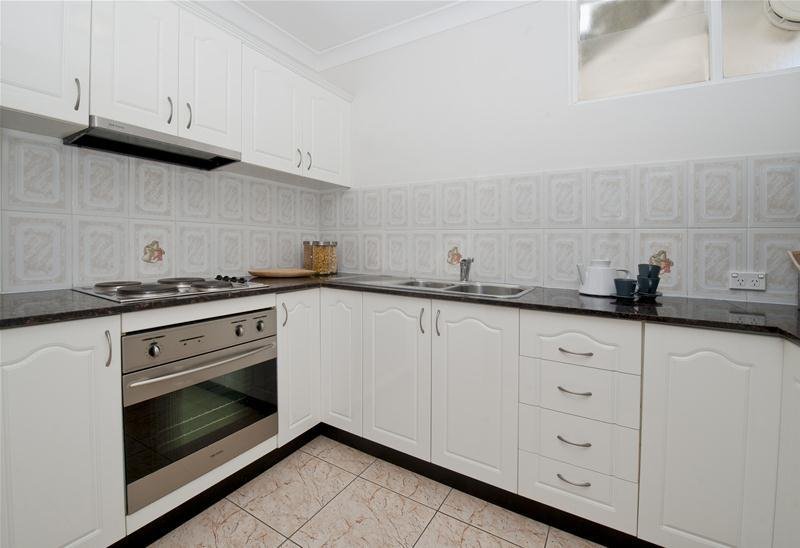 24A/16-20 Hereward Street MAROUBRA 2