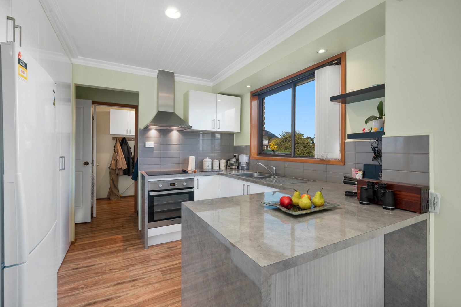 24B Jetty Road OLD BEACH 4