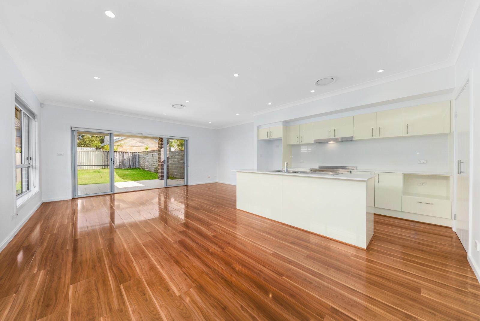 24B Lucas Avenue MALABAR 1