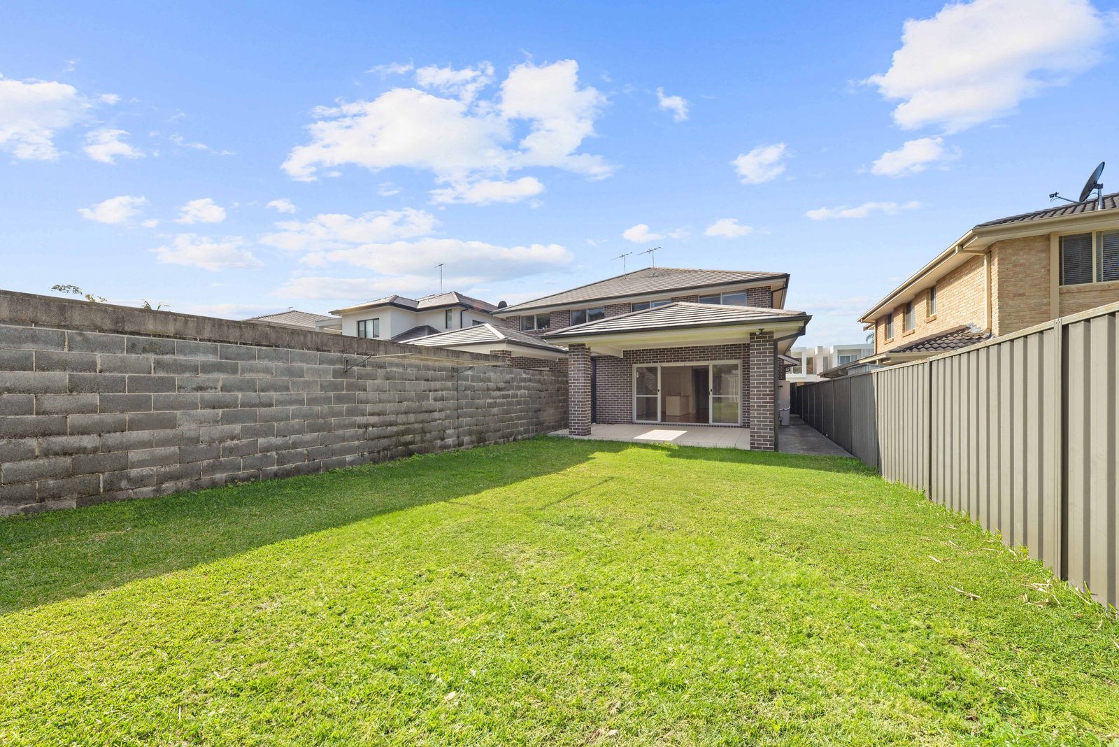 24B Lucas Avenue MALABAR 5