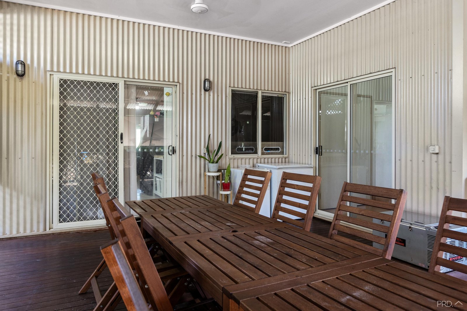 24b Smirnoff Place CABLE BEACH 11