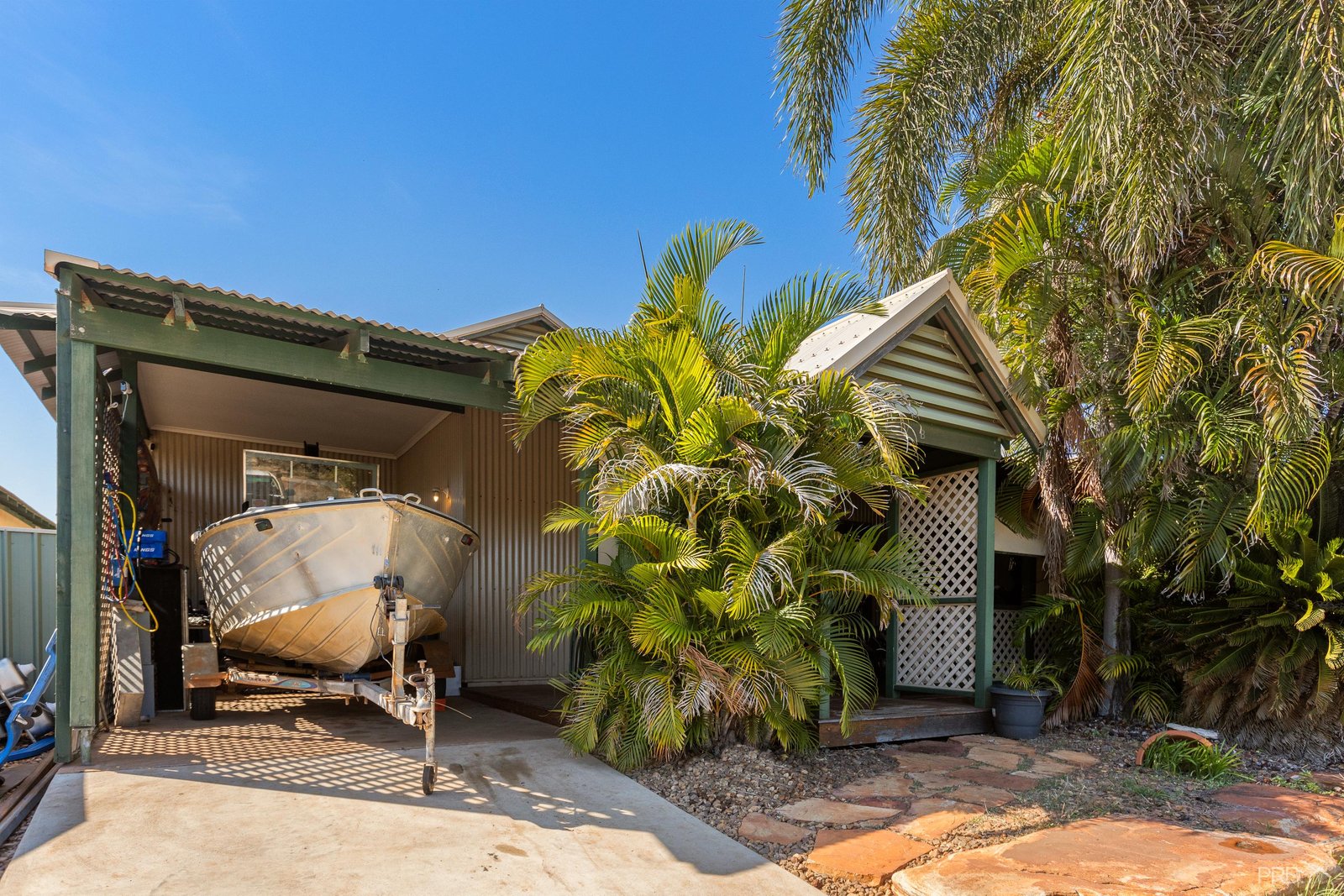 24b Smirnoff Place CABLE BEACH 21