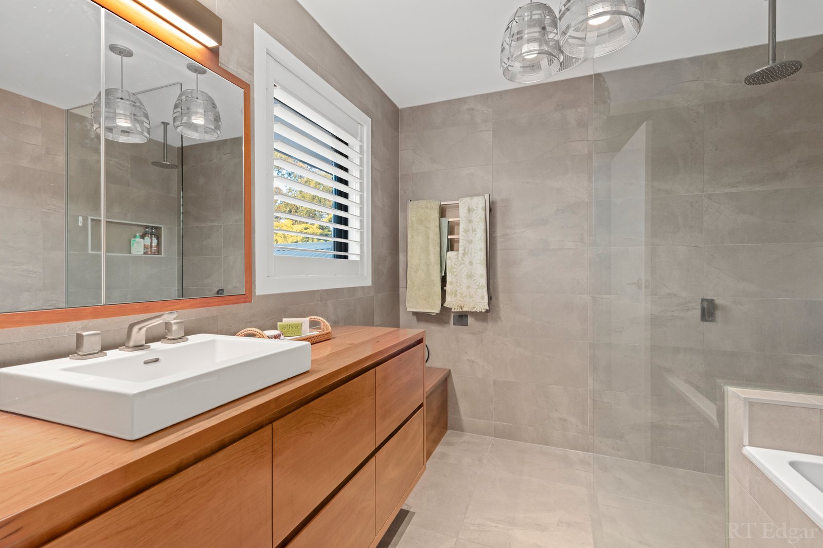 Real Estate and Property in 25-29 Belle Vue Drive, Ocean Grove, VIC