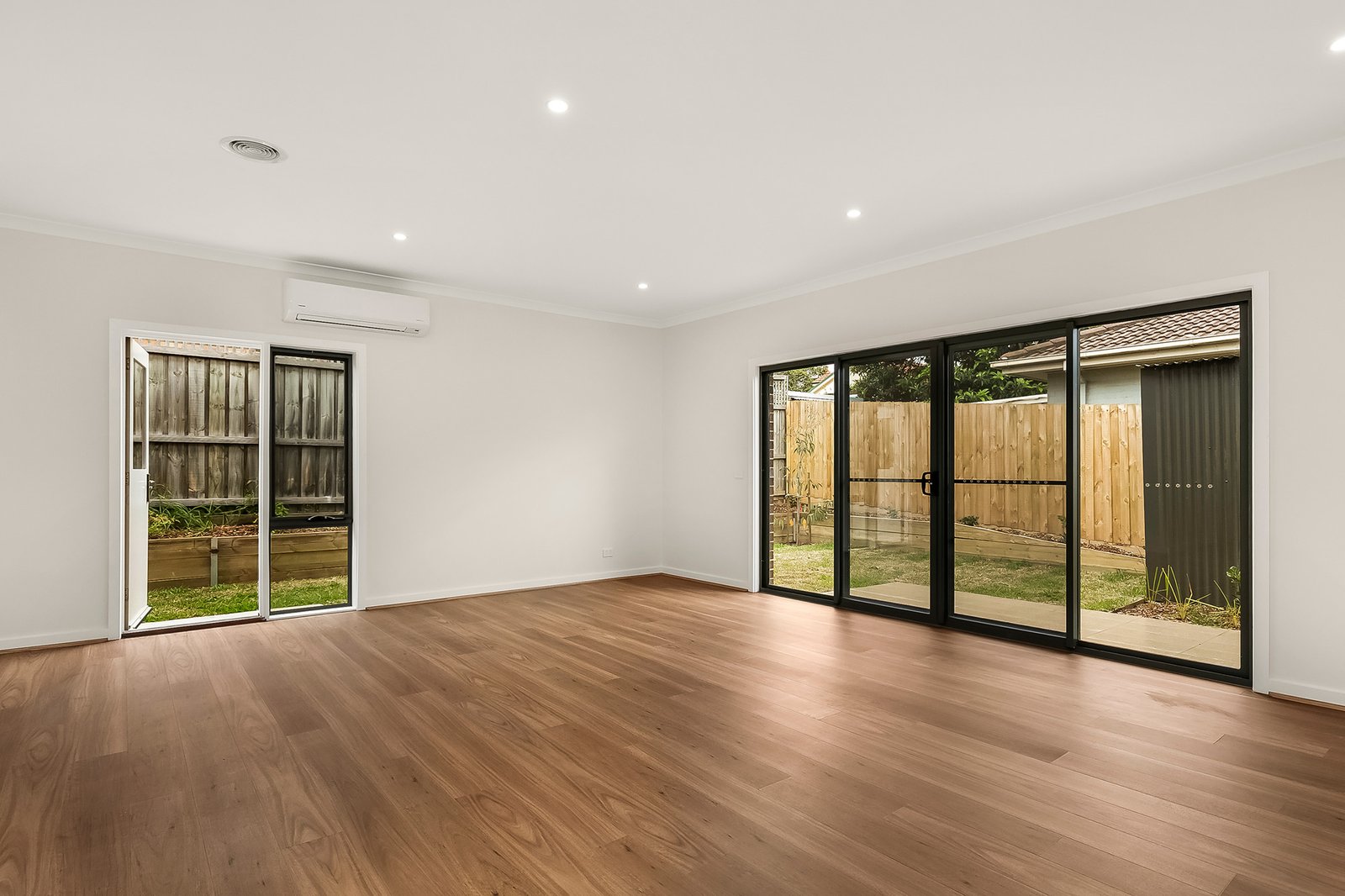 Real Estate and Property in 2/5-7 Hansen Street, Mount Waverley, VIC