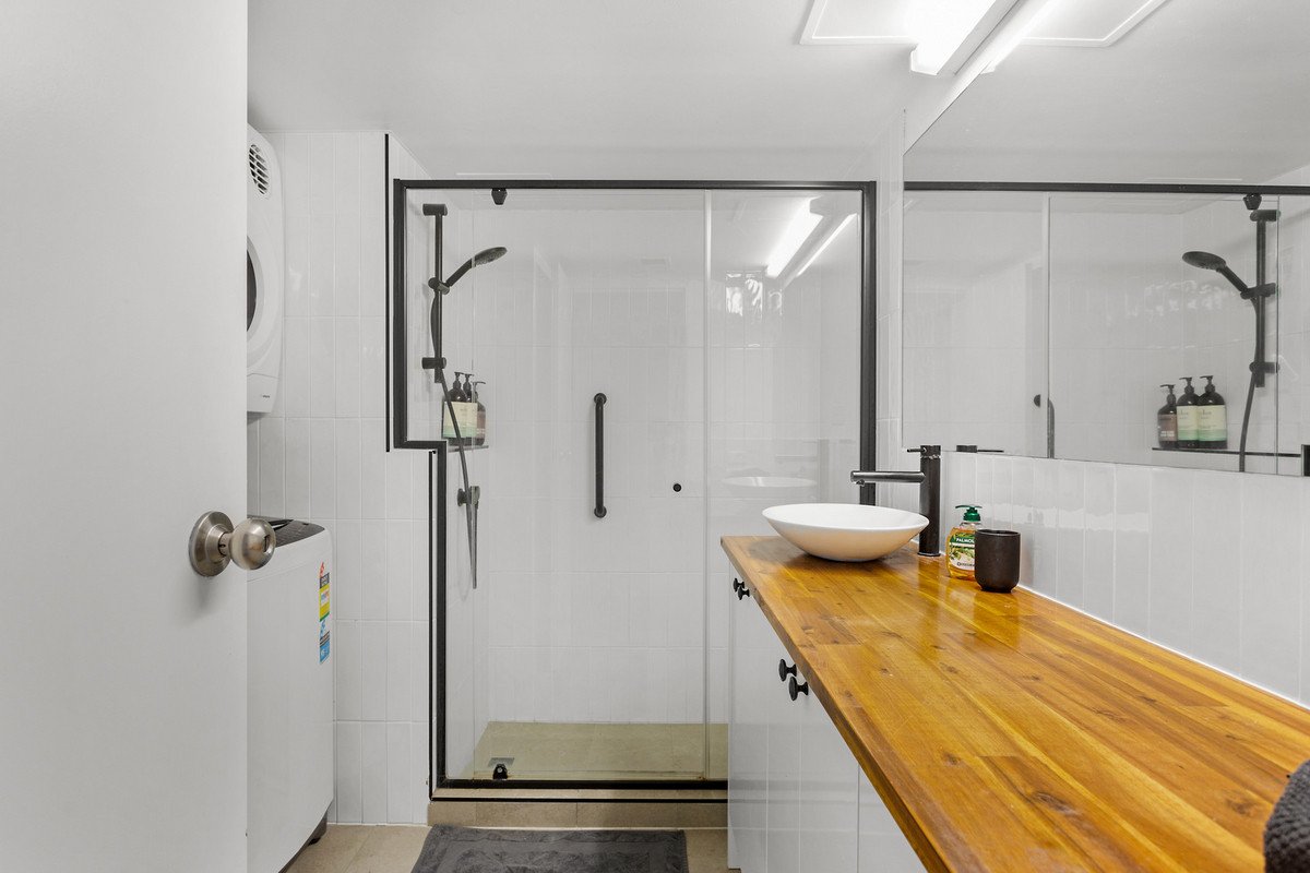 2/5-7 Lavarack Road Mermaid Beach 7