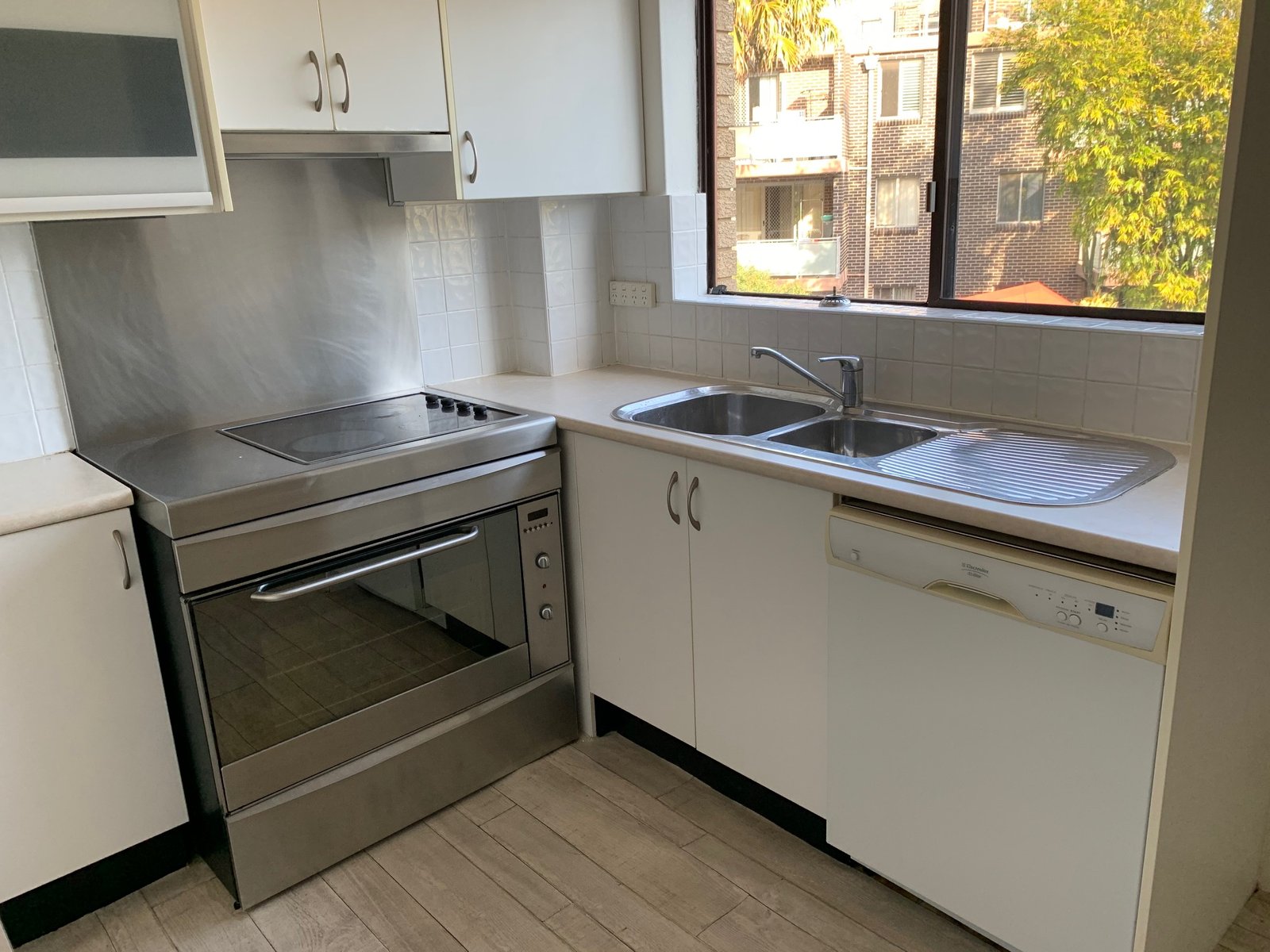 2/5-7 Lister Avenue ROCKDALE 3