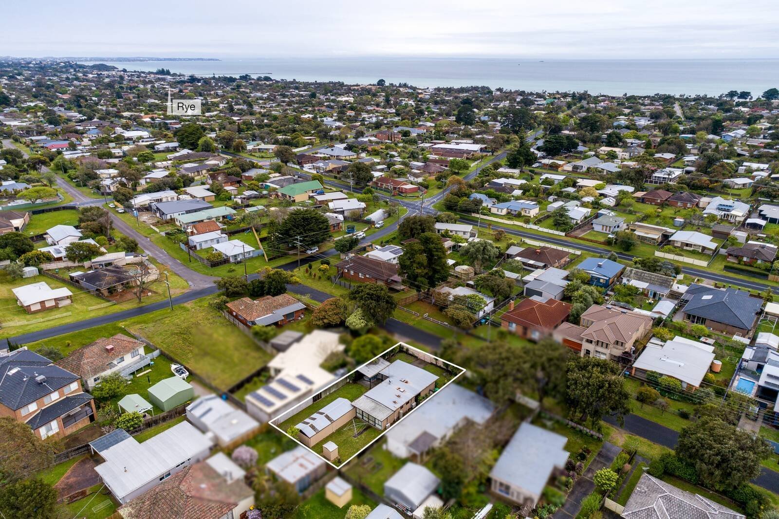 Real Estate and Property in 25 Acheron Avenue, Tootgarook, VIC