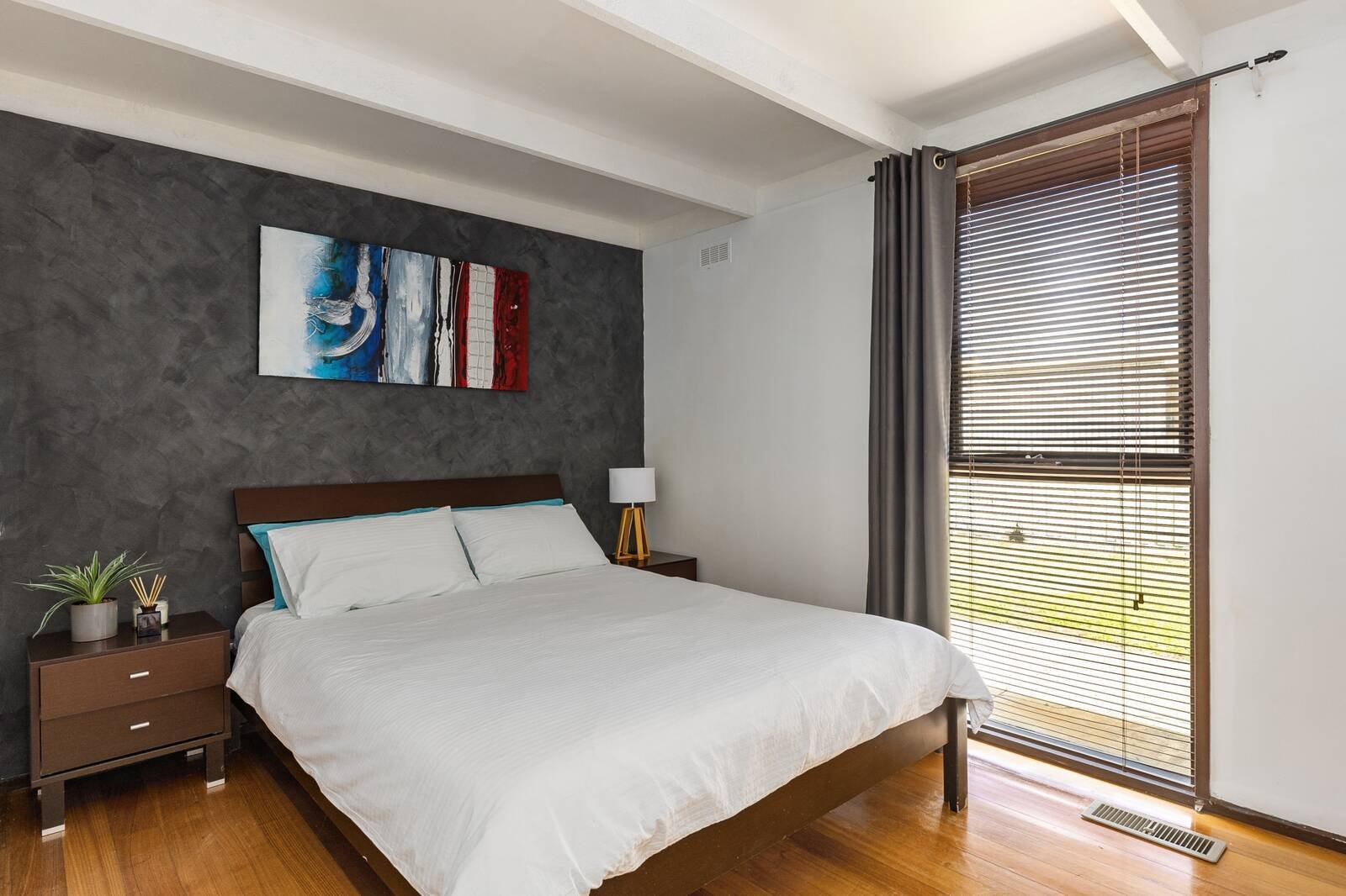 Real Estate and Property in 25 Acheron Avenue, Tootgarook, VIC