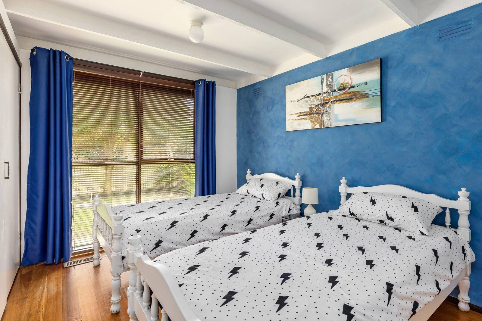 Real Estate and Property in 25 Acheron Avenue, Tootgarook, VIC