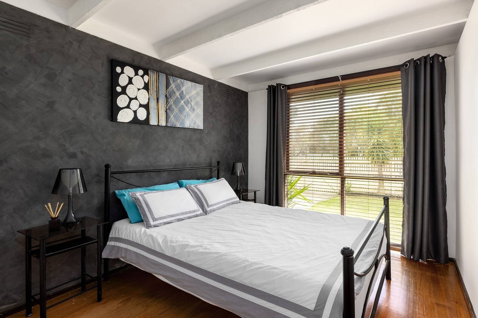 Real Estate and Property in 25 Acheron Avenue, Tootgarook, VIC