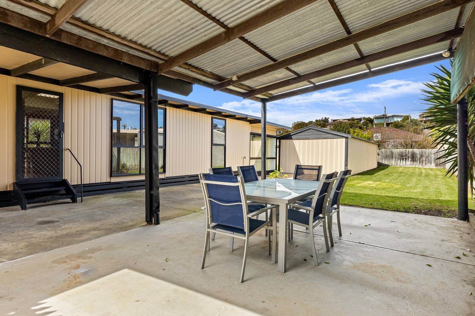 Real Estate and Property in 25 Acheron Avenue, Tootgarook, VIC