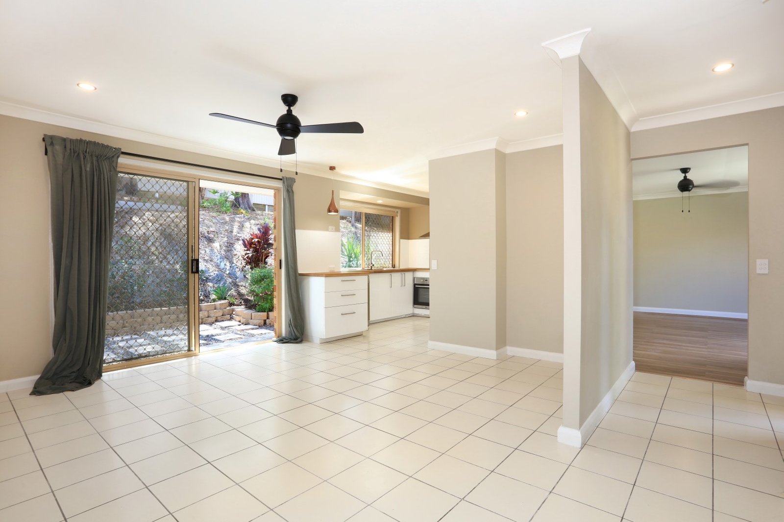 25 Alcott Court PARKWOOD 6