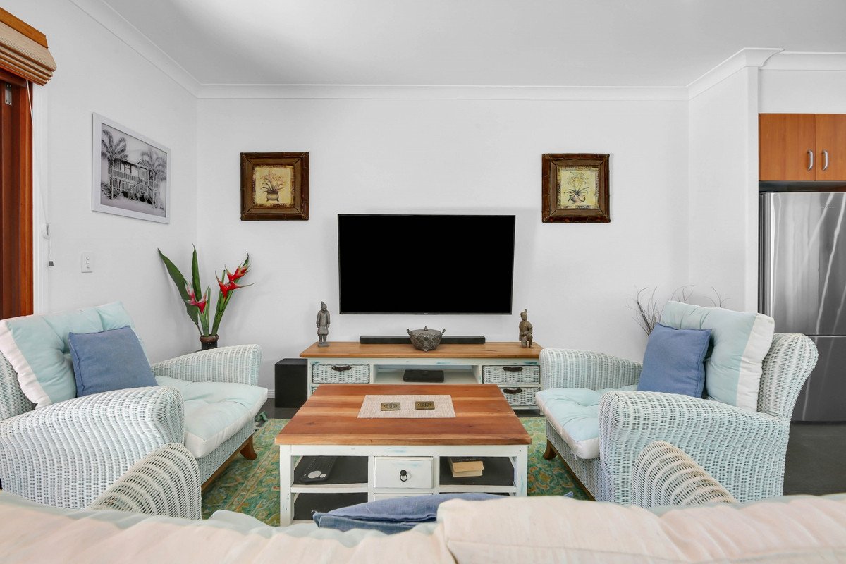 2/5 Alkira Avenue Palm Beach 7