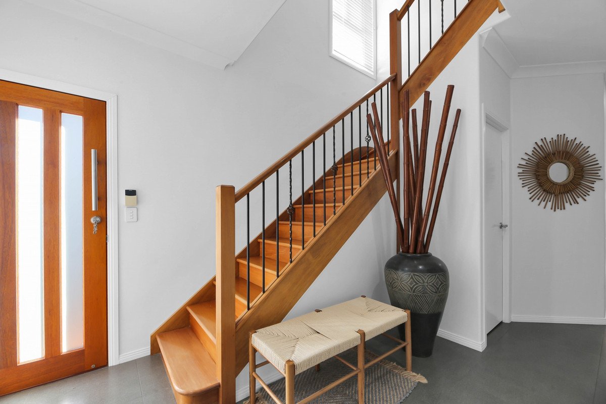 2/5 Alkira Avenue Palm Beach 15